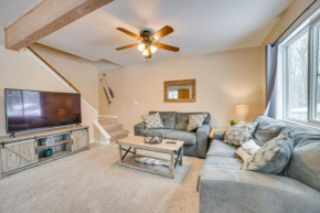 2 Blocks to Higgins Lake Pet-Friendly Family Home